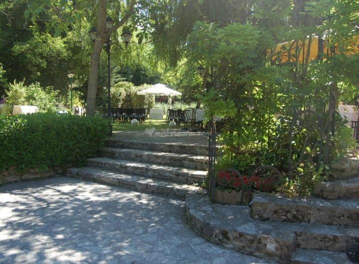 Albergo-Ristorante"Parco Alle Noci"Tra La Cascata Delle Marmore,Labro E Valle Santa Di S Francesco Rivodutri Exteriör bild